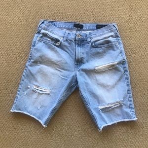 Bullhead Skinny Distressed Shorts - 33 Waist